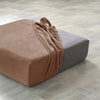 DER KISSENBEZUG FÜR DAS SOFA BRAUN