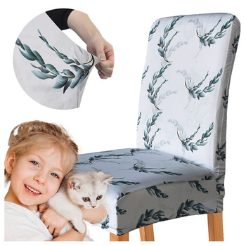 STUHLBEZUG mit Muster aus zarten Blättern