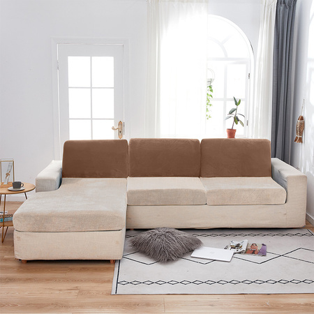 DER KISSENBEZUG FÜR DAS SOFA BRAUN