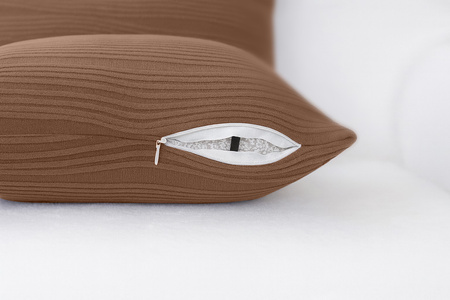 DEKOKISSENBEZUG – BRAUN